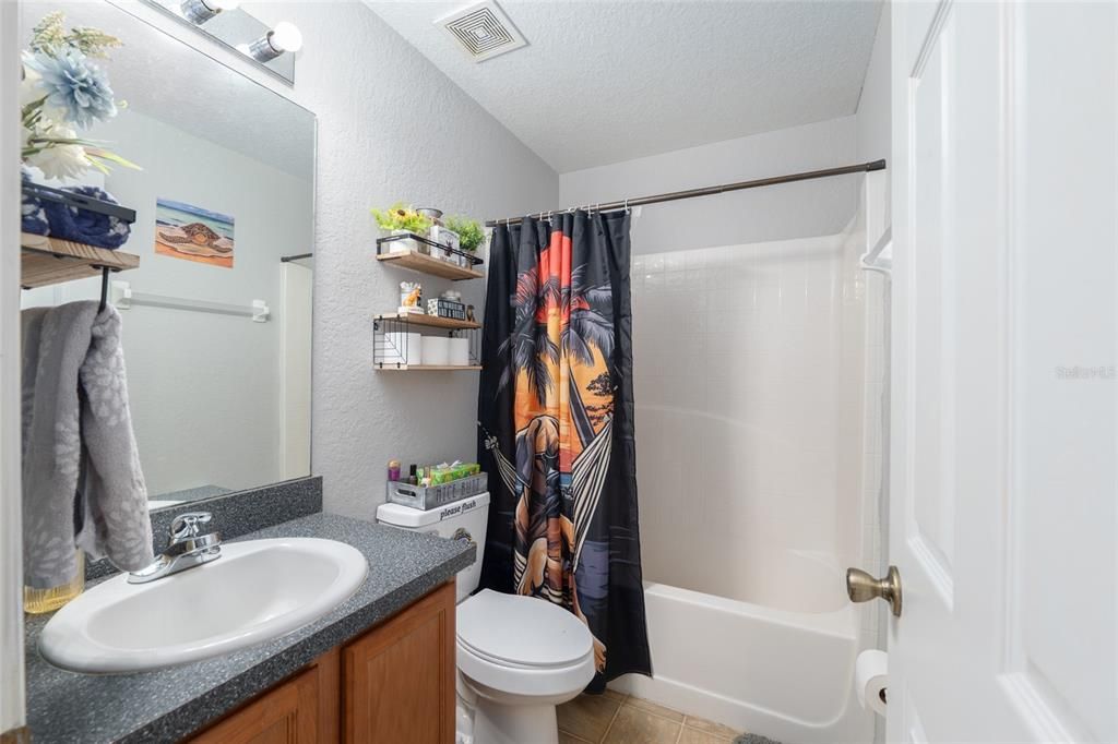 For Sale: $389,900 (3 beds, 2 baths, 1362 Square Feet)