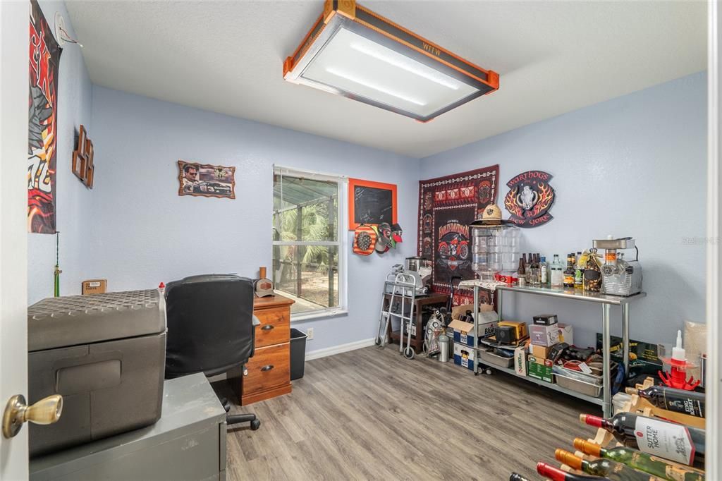 For Sale: $389,900 (3 beds, 2 baths, 1362 Square Feet)