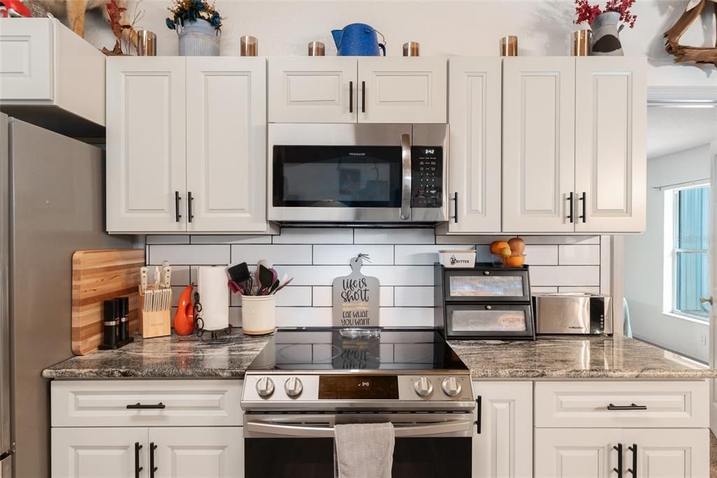 For Sale: $389,900 (3 beds, 2 baths, 1362 Square Feet)