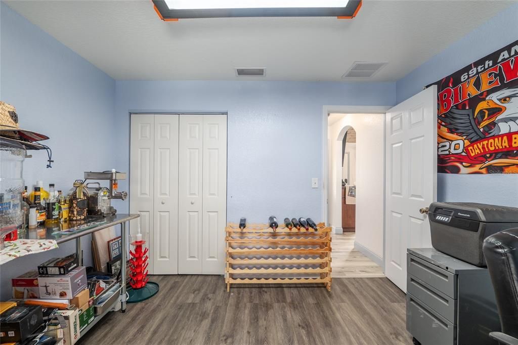 For Sale: $389,900 (3 beds, 2 baths, 1362 Square Feet)