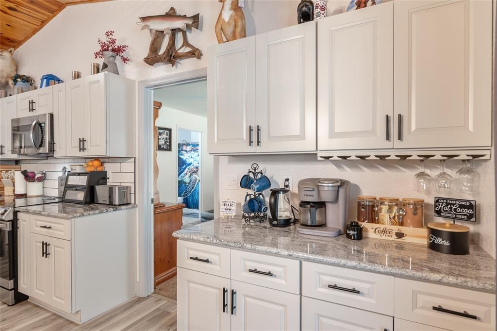 For Sale: $389,900 (3 beds, 2 baths, 1362 Square Feet)