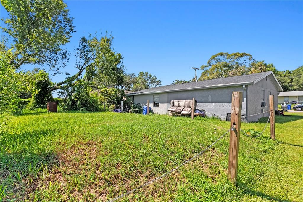 For Sale: $499,000 (6 beds, 0 baths, 1320 Square Feet)