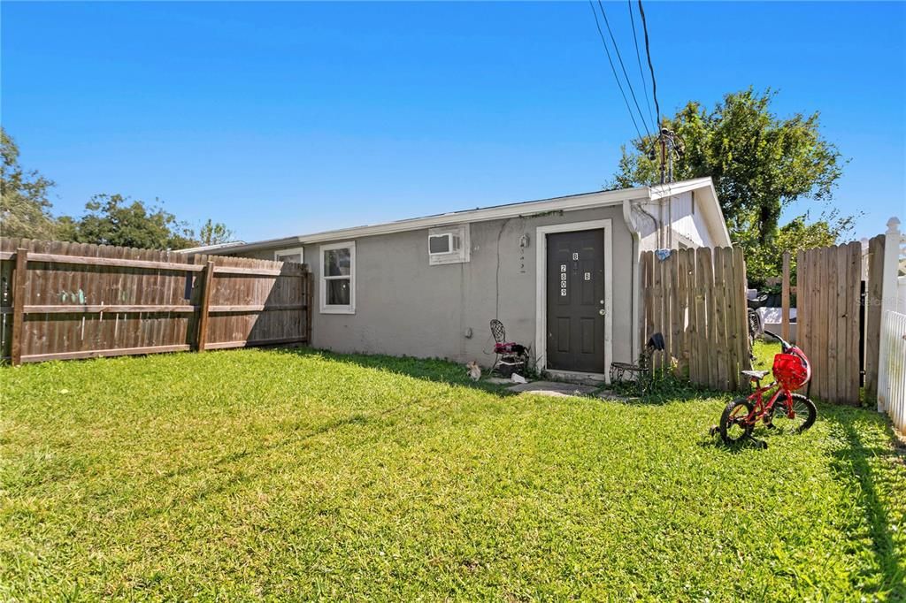 For Sale: $499,000 (6 beds, 0 baths, 1320 Square Feet)