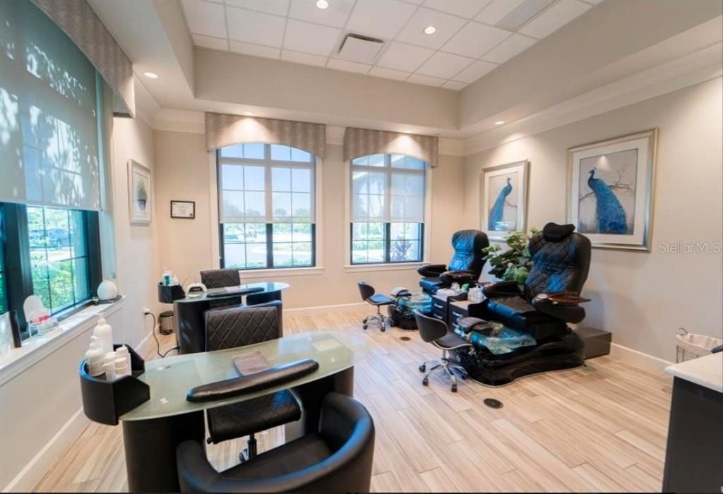 待售: $269,000 (2 贝兹, 2 浴室, 1121 平方英尺)