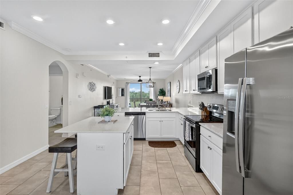 待售: $269,000 (2 贝兹, 2 浴室, 1121 平方英尺)