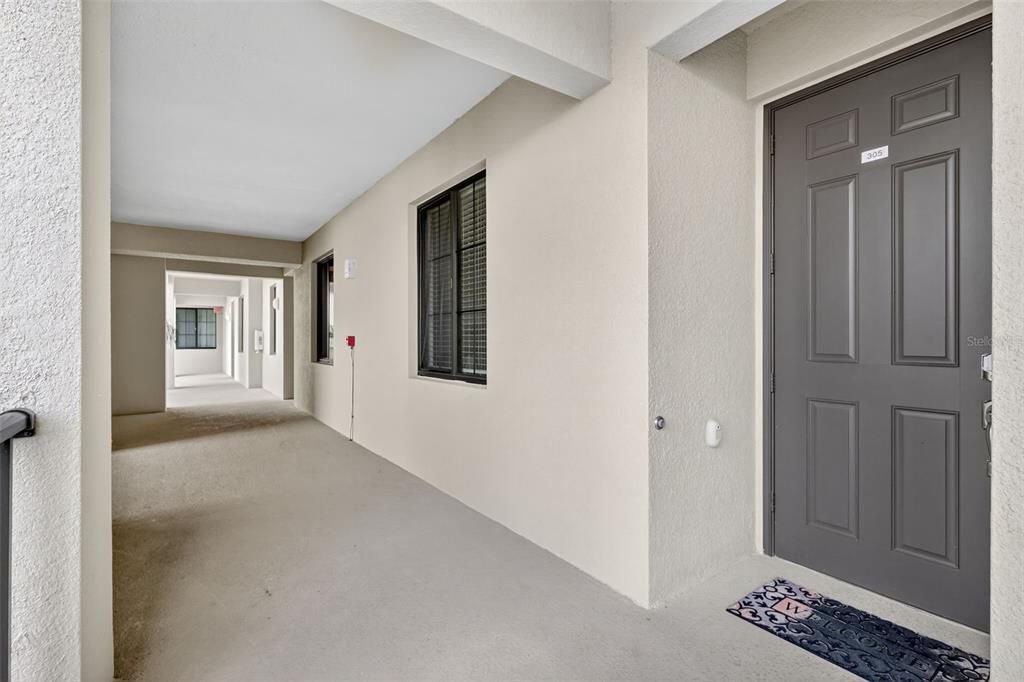 待售: $269,000 (2 贝兹, 2 浴室, 1121 平方英尺)