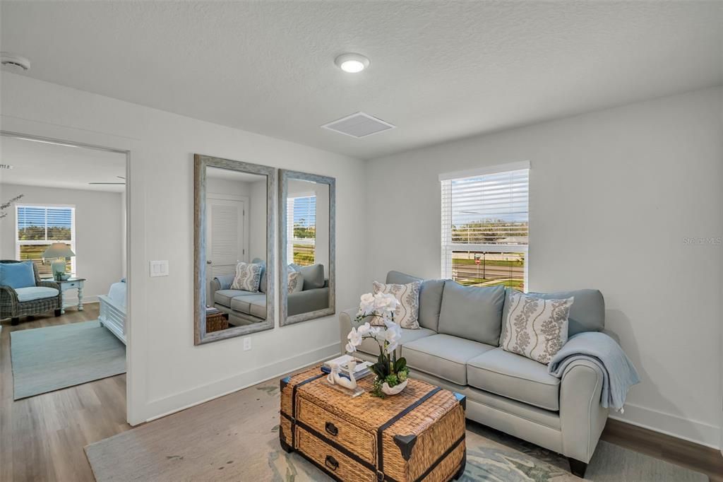 На продажу: $359,900 (3 спален, 2 ванн, 1789 Квадратных фут)