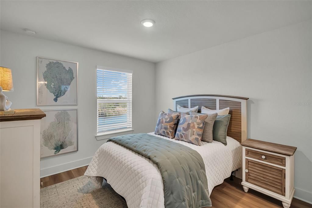 На продажу: $359,900 (3 спален, 2 ванн, 1789 Квадратных фут)