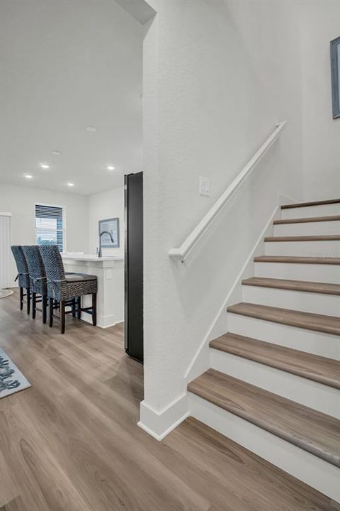 На продажу: $359,900 (3 спален, 2 ванн, 1789 Квадратных фут)