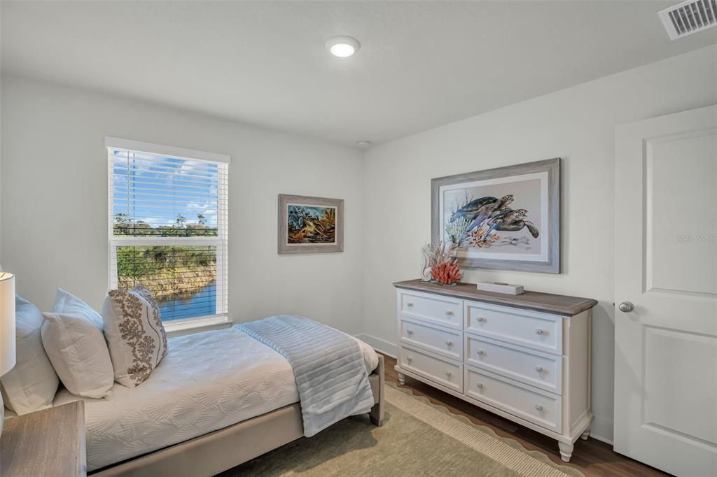 На продажу: $359,900 (3 спален, 2 ванн, 1789 Квадратных фут)