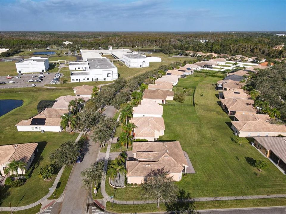 For Rent: $2,850 (4 beds, 3 baths, 2170 Square Feet)