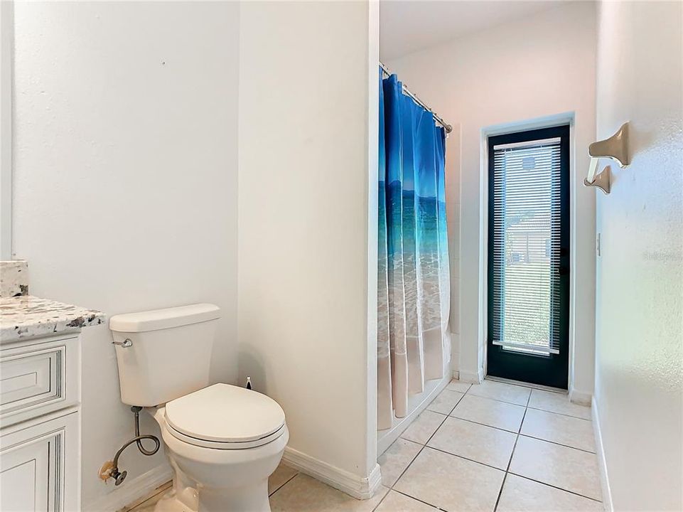 For Rent: $2,850 (4 beds, 3 baths, 2170 Square Feet)