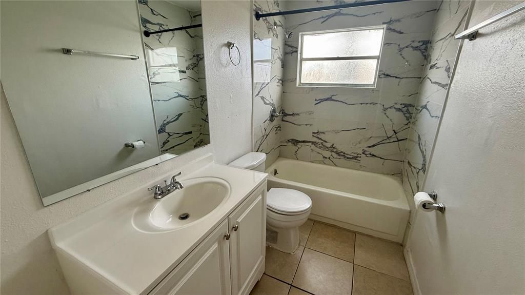 En Renta: $1,200 (2 camas, 1 baños, 784 Pies cuadrados)