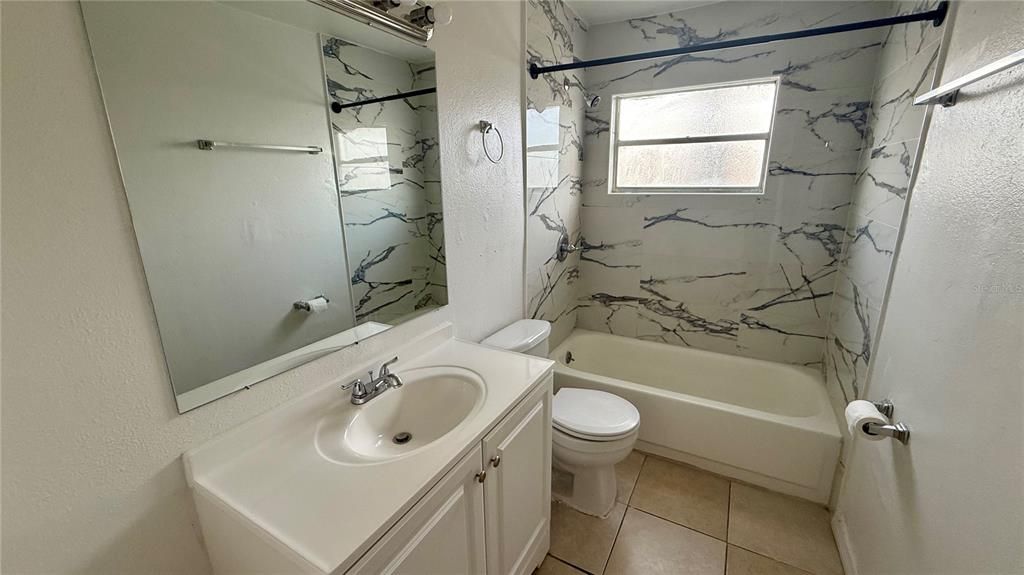 En Renta: $1,200 (2 camas, 1 baños, 784 Pies cuadrados)