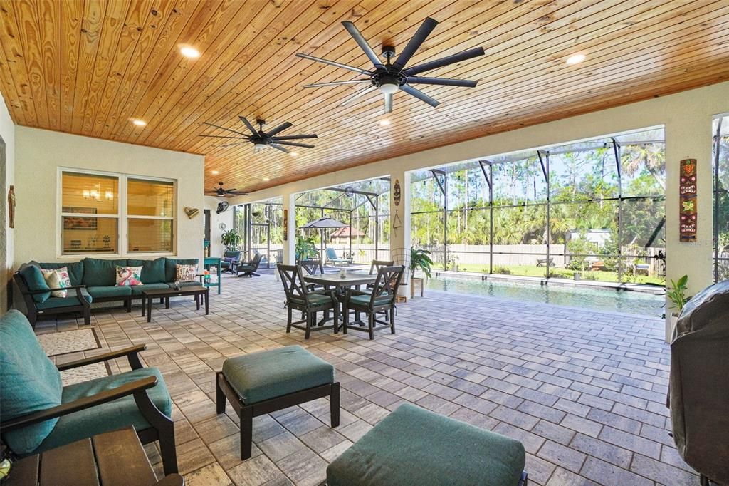 For Sale: $1,100,000 (5 beds, 4 baths, 3155 Square Feet)