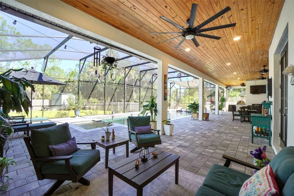 For Sale: $1,100,000 (5 beds, 4 baths, 3155 Square Feet)