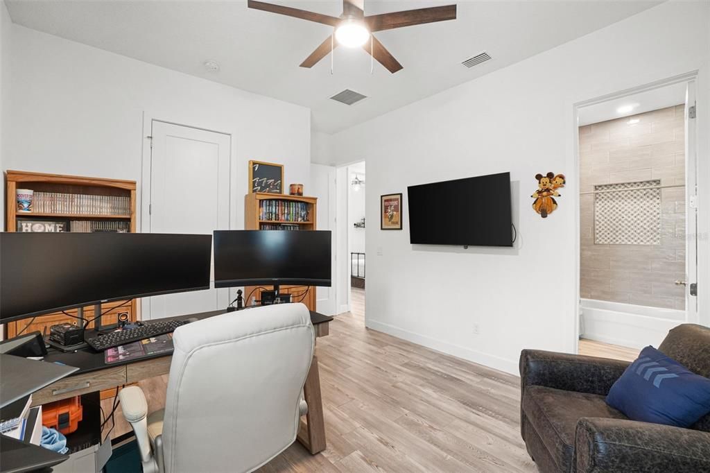 For Sale: $1,100,000 (5 beds, 4 baths, 3155 Square Feet)