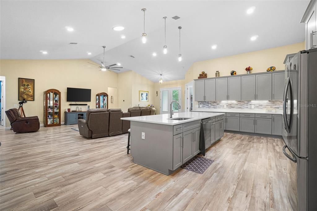 For Sale: $1,100,000 (5 beds, 4 baths, 3155 Square Feet)