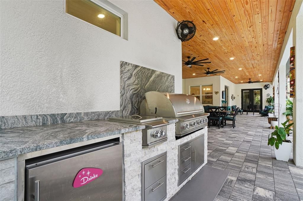 For Sale: $1,100,000 (5 beds, 4 baths, 3155 Square Feet)