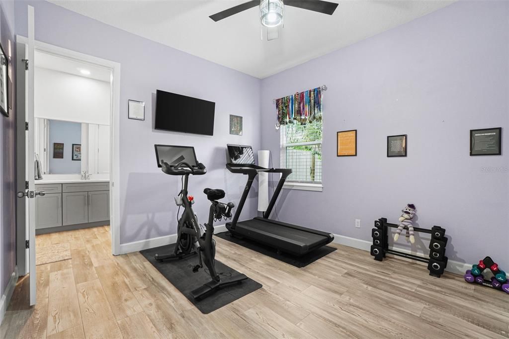 For Sale: $1,100,000 (5 beds, 4 baths, 3155 Square Feet)