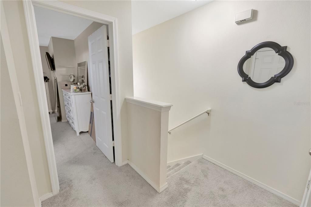 待售: $225,000 (2 贝兹, 2 浴室, 1280 平方英尺)