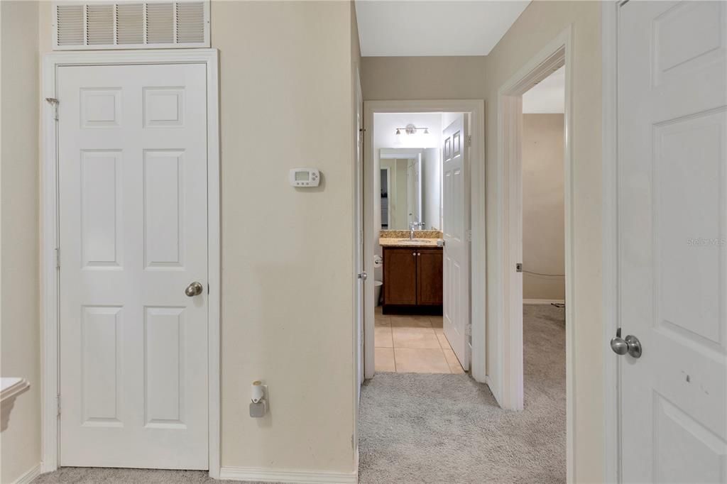 待售: $225,000 (2 贝兹, 2 浴室, 1280 平方英尺)