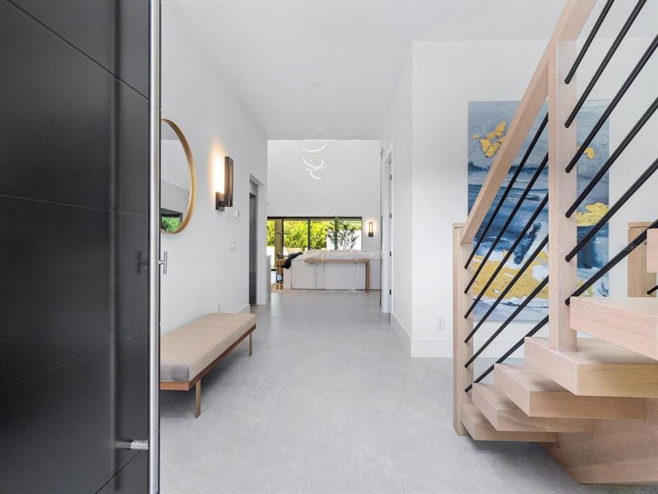 Activo con contrato: $2,649,000 (4 camas, 5 baños, 3864 Pies cuadrados)