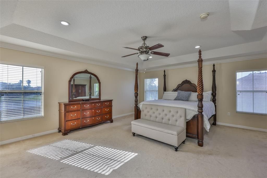 Active With Contract: $470,000 (3 beds, 2 baths, 2770 Square Feet)