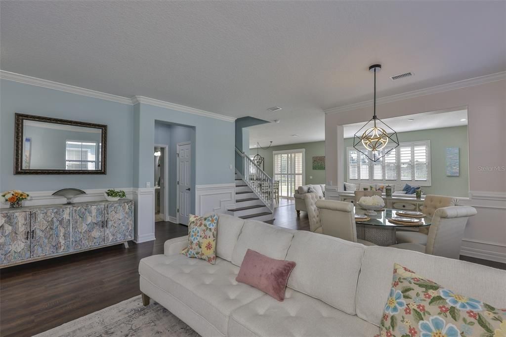 Active With Contract: $470,000 (3 beds, 2 baths, 2770 Square Feet)