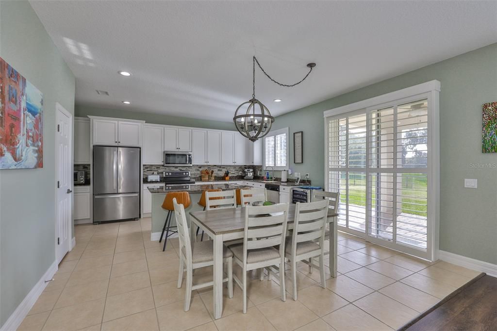 Active With Contract: $470,000 (3 beds, 2 baths, 2770 Square Feet)