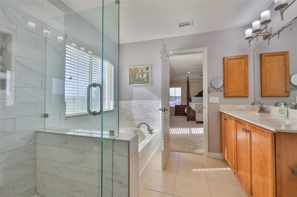 Active With Contract: $470,000 (3 beds, 2 baths, 2770 Square Feet)