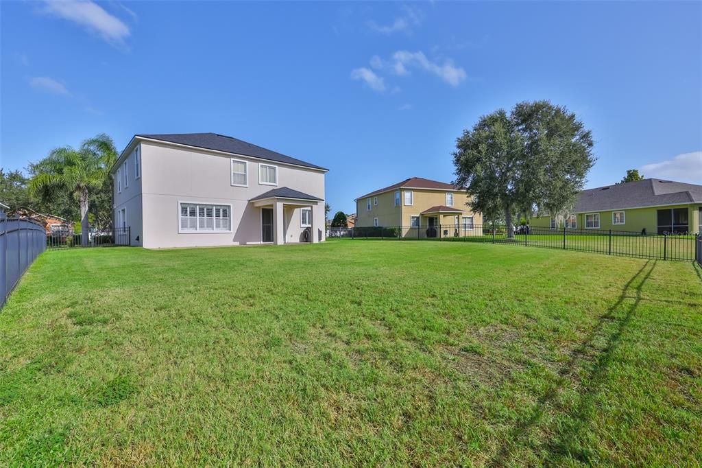 Active With Contract: $470,000 (3 beds, 2 baths, 2770 Square Feet)