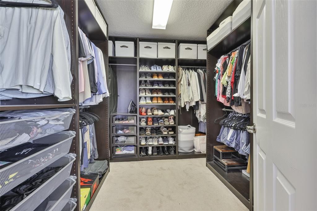 Active With Contract: $470,000 (3 beds, 2 baths, 2770 Square Feet)