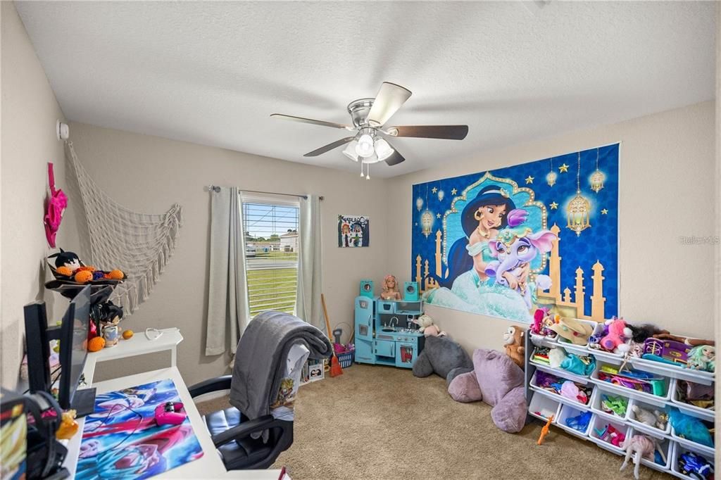 For Sale: $244,900 (3 beds, 2 baths, 1233 Square Feet)