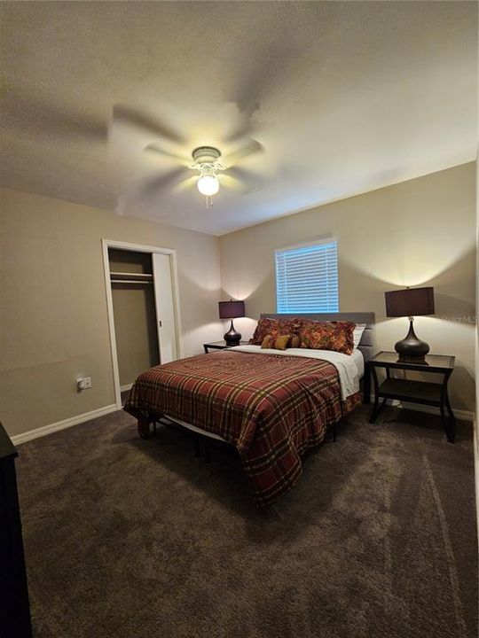 For Rent: $1,950 (3 beds, 1 baths, 1160 Square Feet)