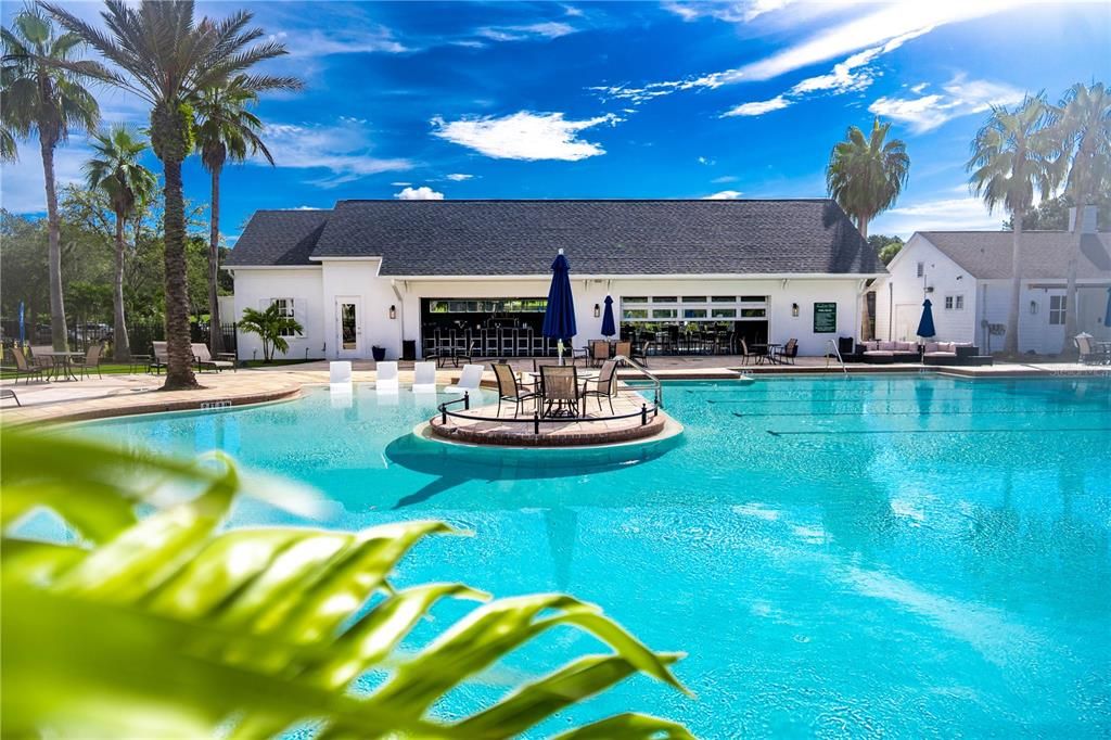 For Sale: $700,000 (4 beds, 4 baths, 2500 Square Feet)