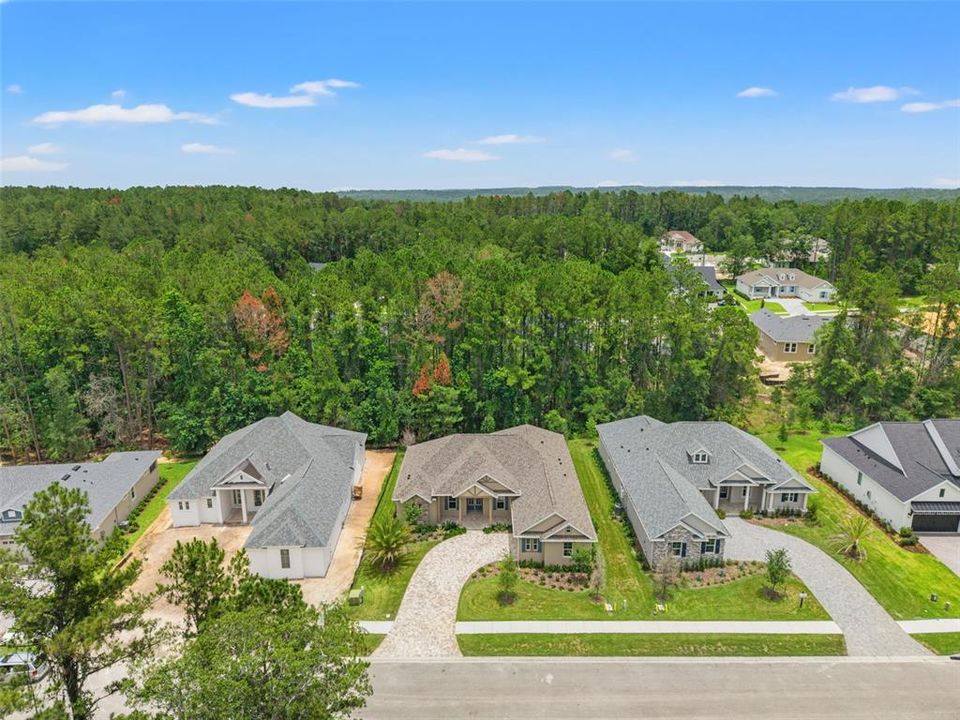 For Sale: $700,000 (4 beds, 4 baths, 2500 Square Feet)