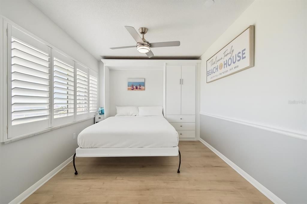 На продажу: $350,000 (1 спален, 2 ванн, 1050 Квадратных фут)