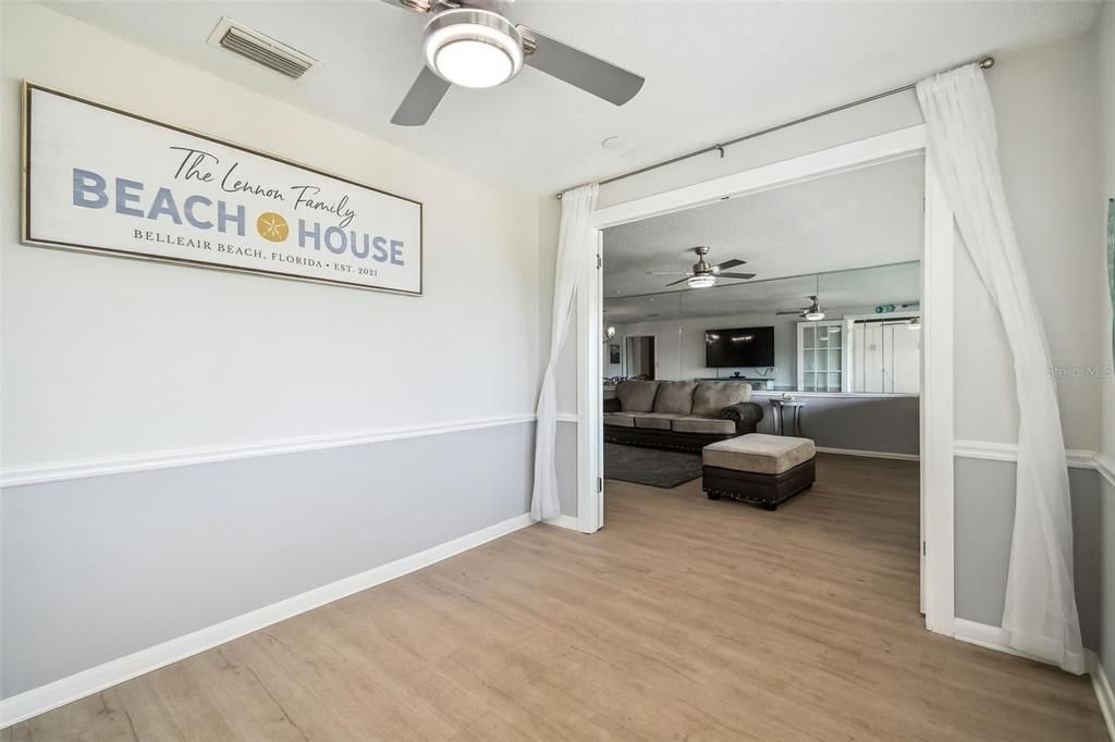 На продажу: $350,000 (1 спален, 2 ванн, 1050 Квадратных фут)