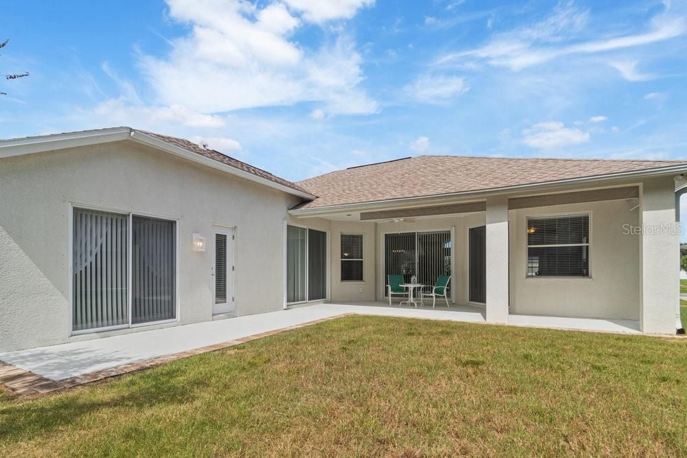 Под контрактом: $459,900 (4 спален, 3 ванн, 2283 Квадратных фут)