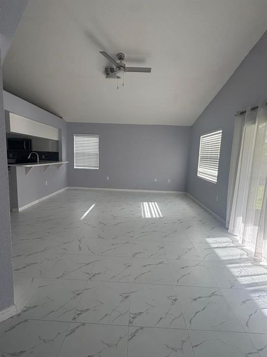 En Renta: $1,800 (3 camas, 2 baños, 1581 Pies cuadrados)