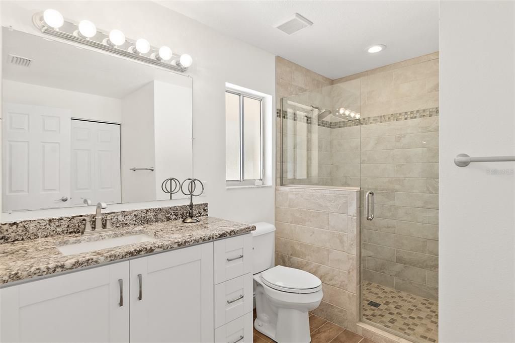 合同活跃: $720,000 (4 贝兹, 3 浴室, 2191 平方英尺)