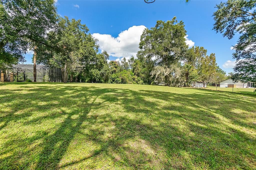 合同活跃: $720,000 (4 贝兹, 3 浴室, 2191 平方英尺)