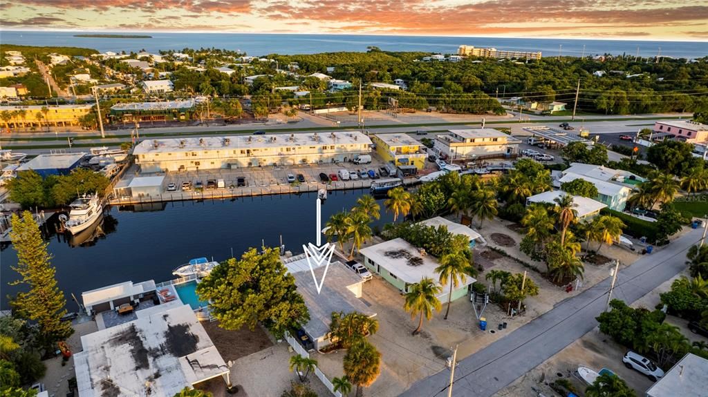 For Sale: $1,250,000 (3 beds, 3 baths, 1360 Square Feet)