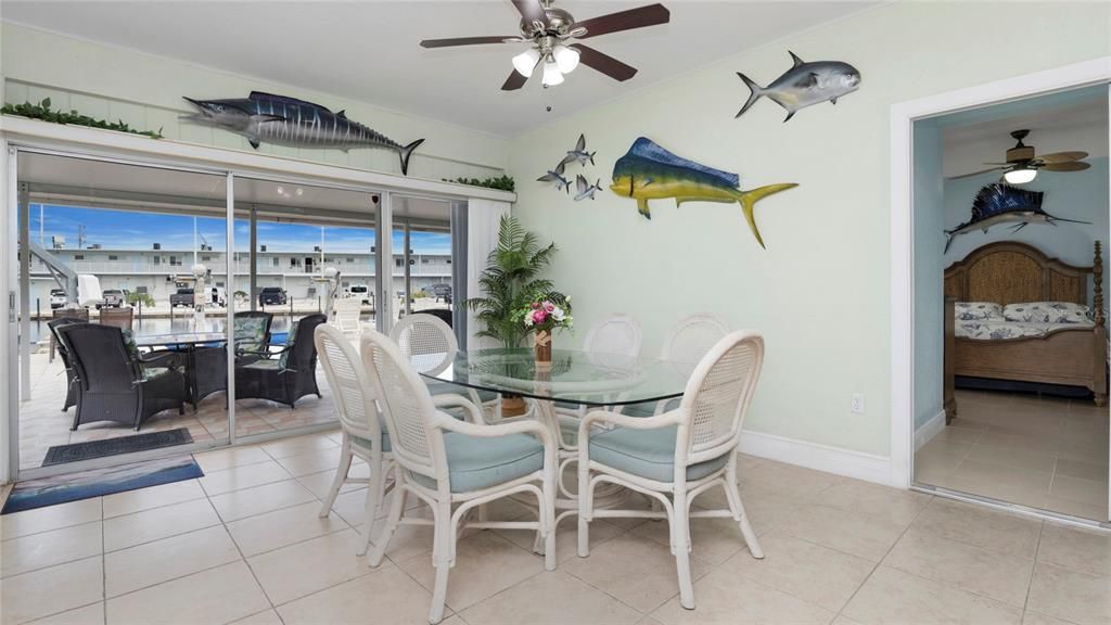 For Sale: $1,250,000 (3 beds, 3 baths, 1360 Square Feet)