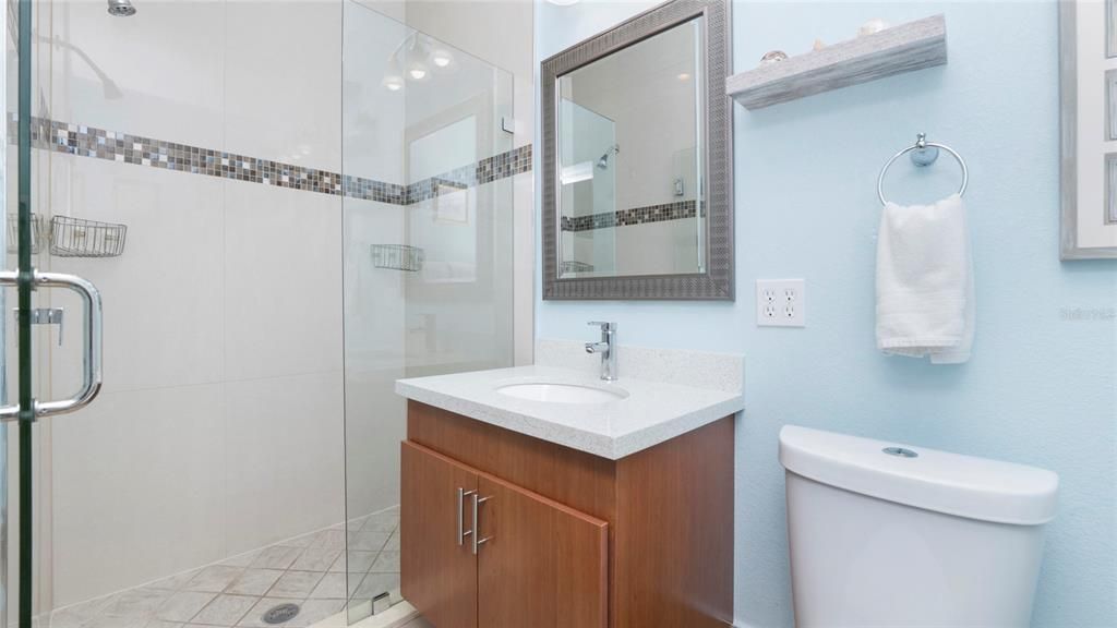 For Sale: $1,250,000 (3 beds, 3 baths, 1360 Square Feet)