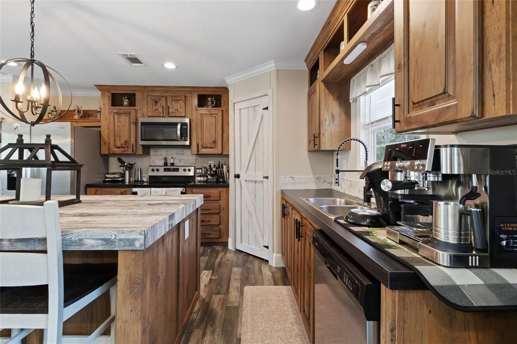 Active With Contract: $245,900 (4 beds, 2 baths, 1780 Square Feet)