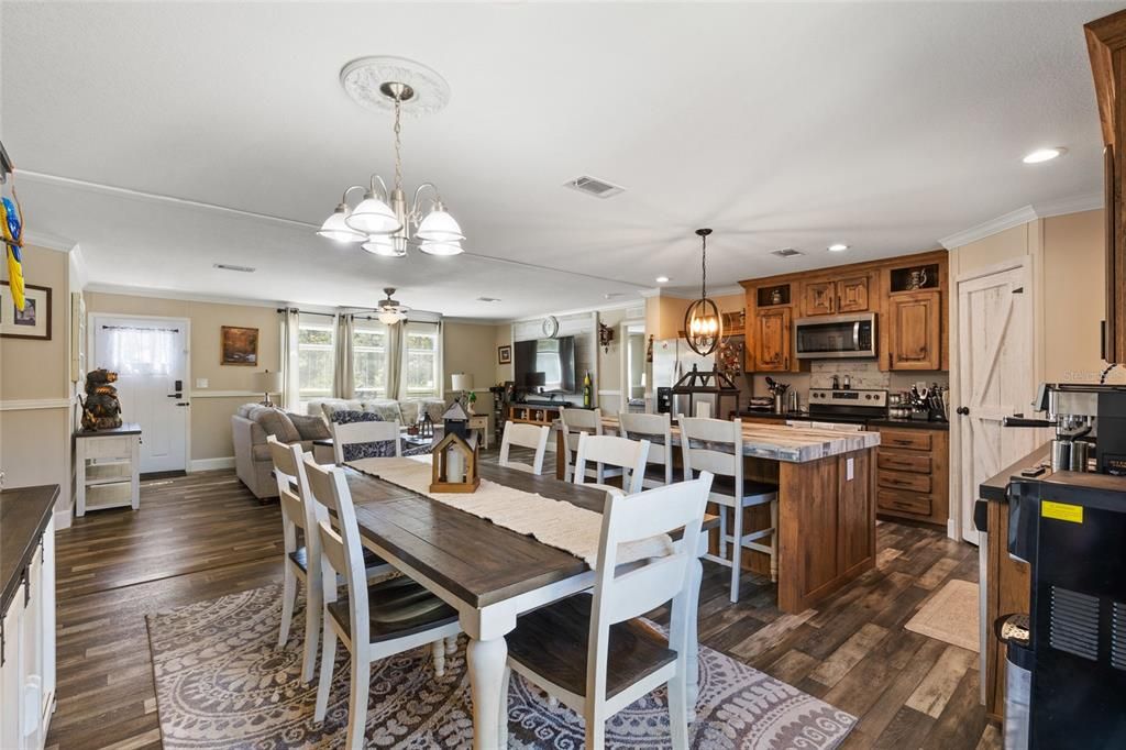 Active With Contract: $245,900 (4 beds, 2 baths, 1780 Square Feet)