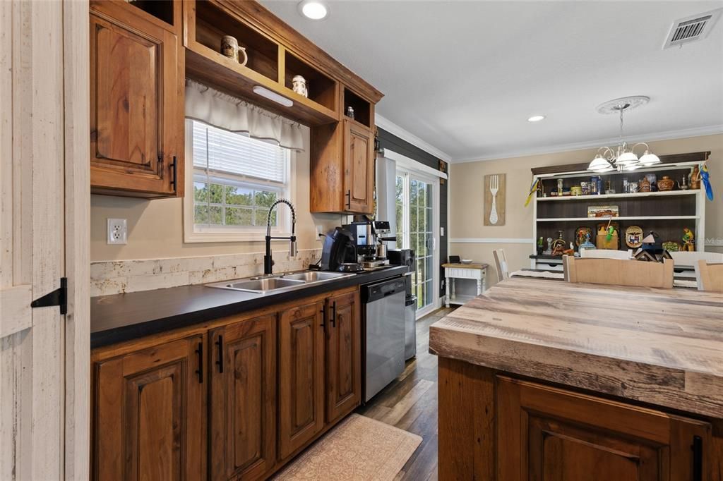 Active With Contract: $245,900 (4 beds, 2 baths, 1780 Square Feet)