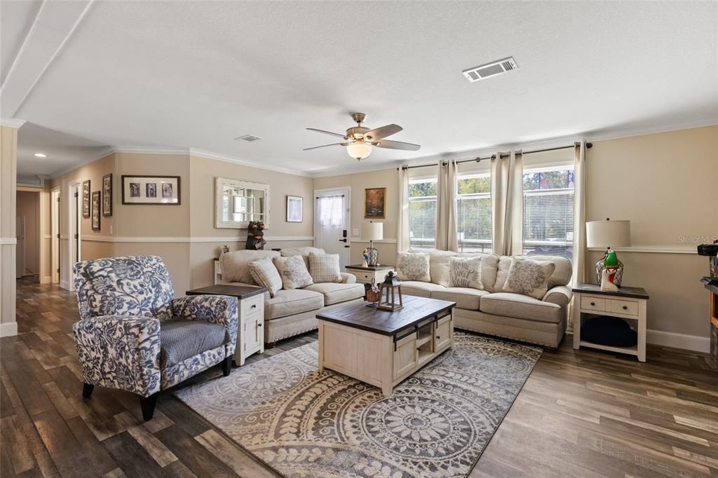 Active With Contract: $245,900 (4 beds, 2 baths, 1780 Square Feet)